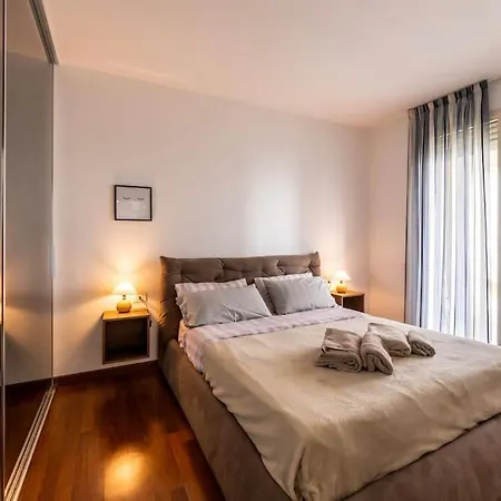 5 Stars Sea View Apartman